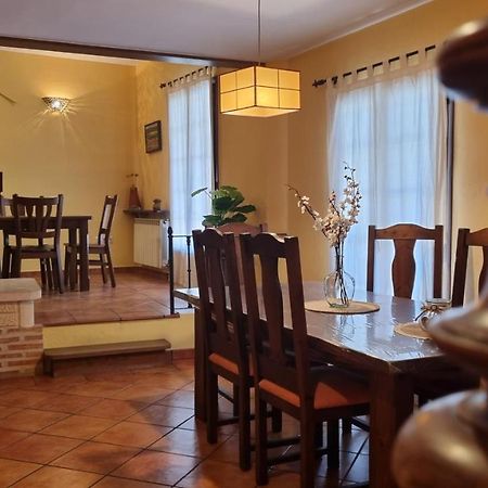 פסטרנה Casa Rural La Posada De Santa Teresa מראה חיצוני תמונה